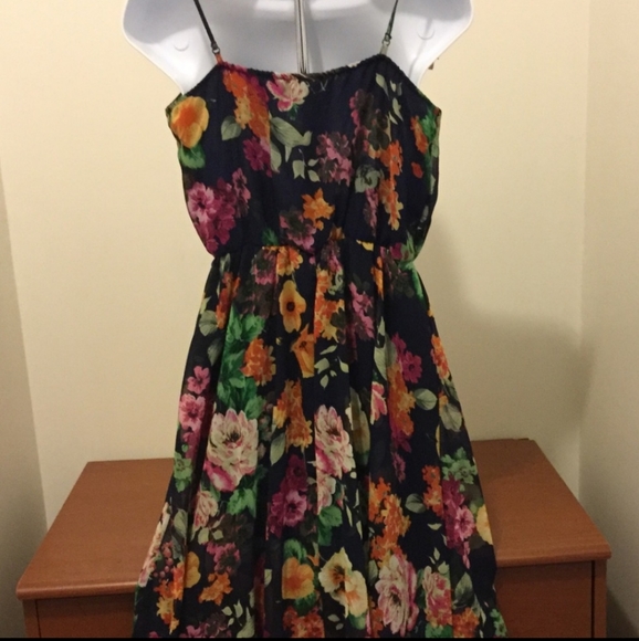 🌺 San Souci High Low Floral Sundress with Spaghetti Straps | L | Navy - Picture 3 of 8